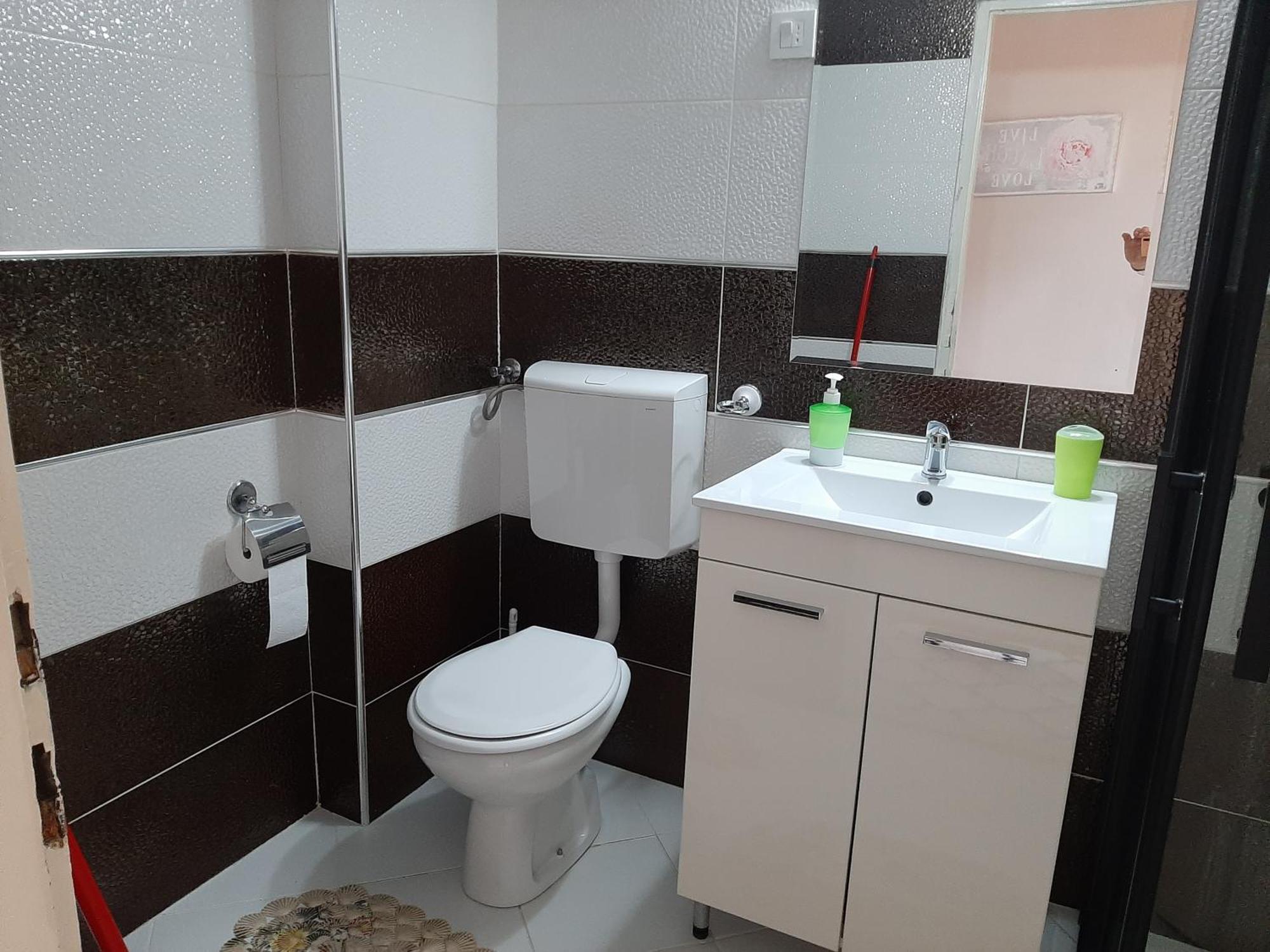 Apartman Sweet Dreams 1 Ni Екстериор снимка