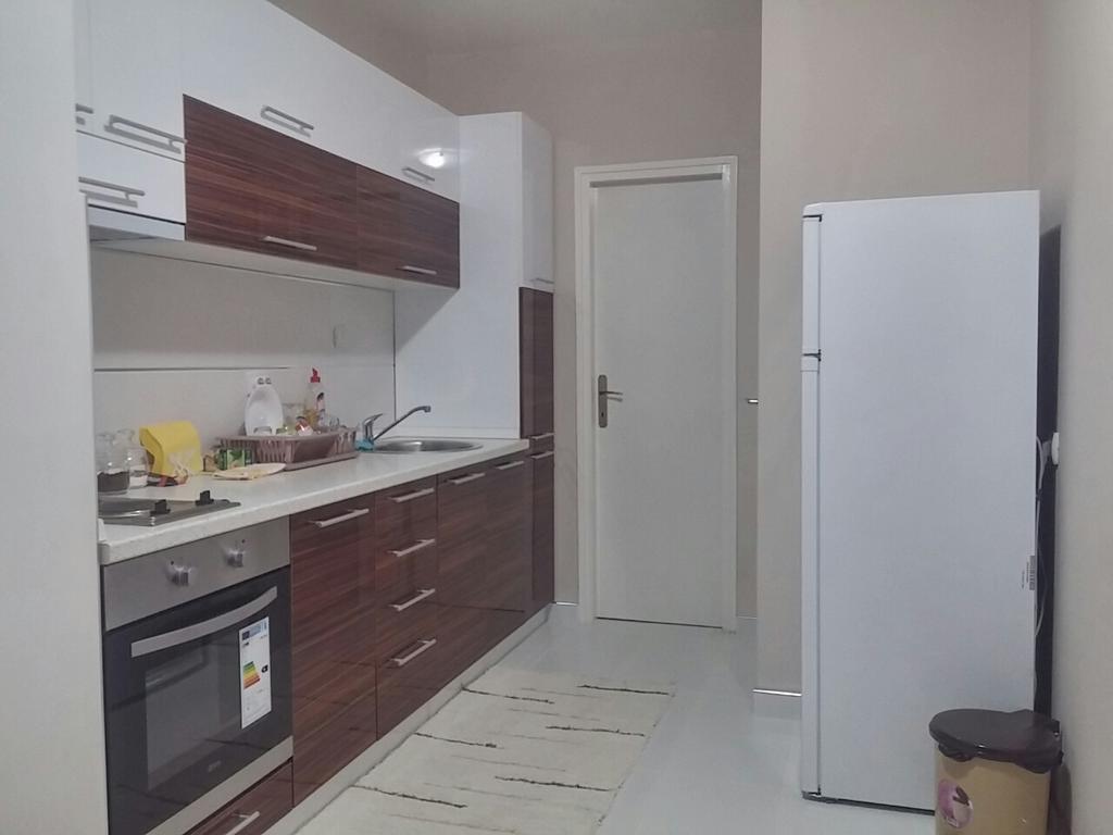 Apartman Sweet Dreams 1 Ni Екстериор снимка