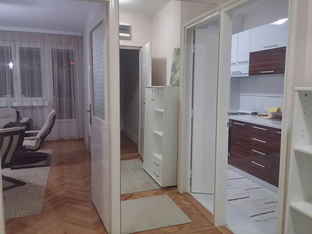 Apartman Sweet Dreams 1 Ni Екстериор снимка