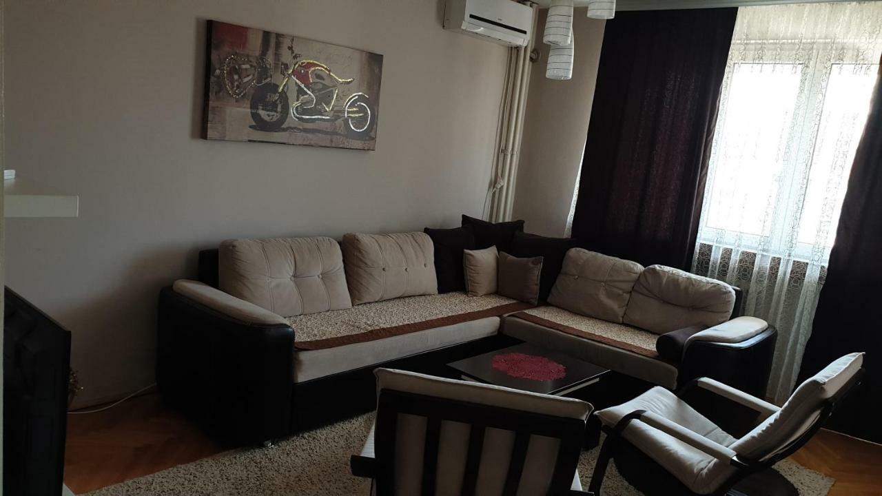 Apartman Sweet Dreams 1 Ni Екстериор снимка
