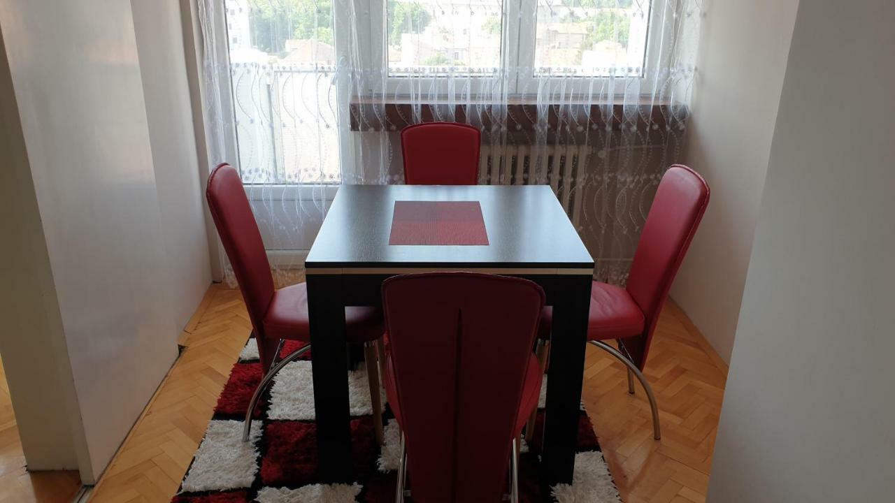 Apartman Sweet Dreams 1 Ni Екстериор снимка