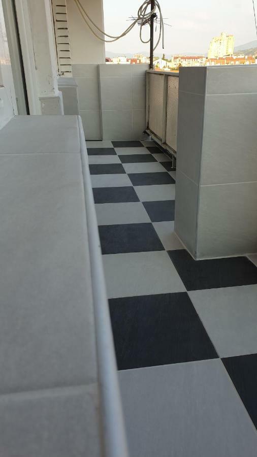 Apartman Sweet Dreams 1 Ni Екстериор снимка